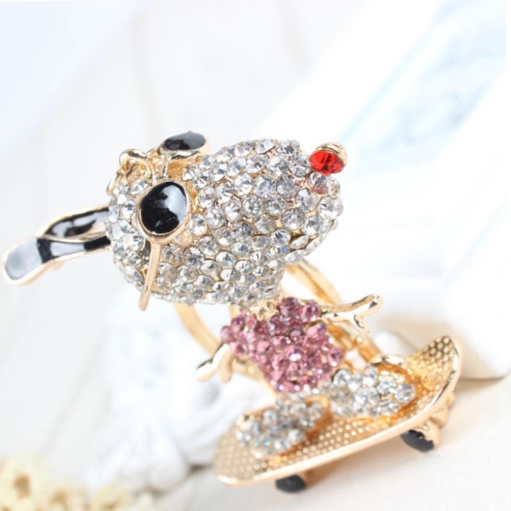 Crystal Snoopy Riding Skateboard Keychain Charm - Picture 3 of 15